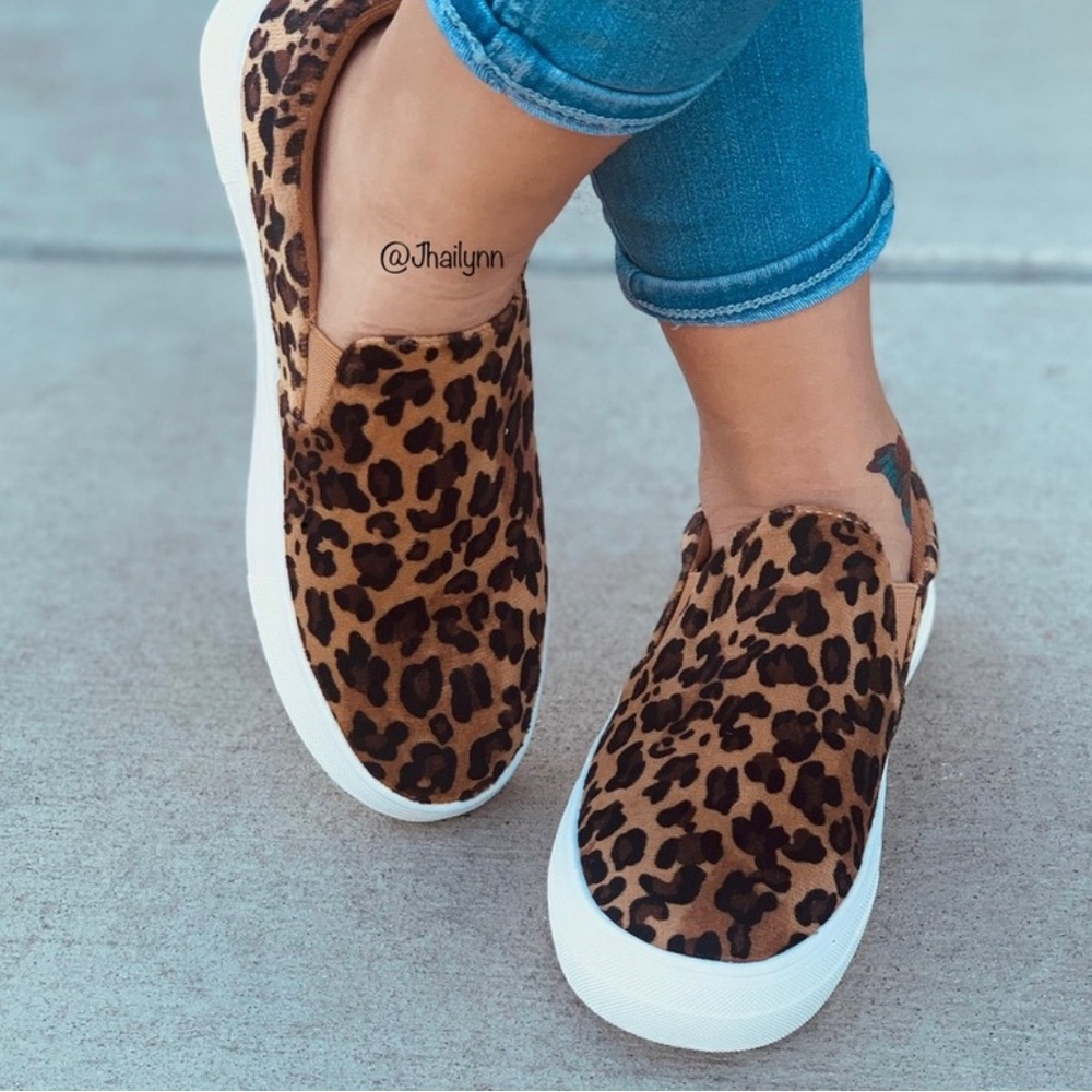 Leopard slip on sneaker. Reposhing bc i am more of a solid vs pattern girl